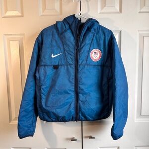 Nike women’s USA Olympic jacket medium